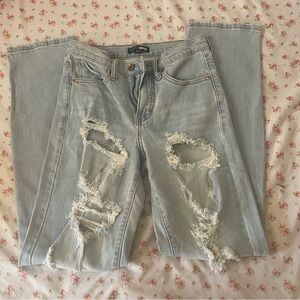 Straight leg ultra ripped medium light blue washed